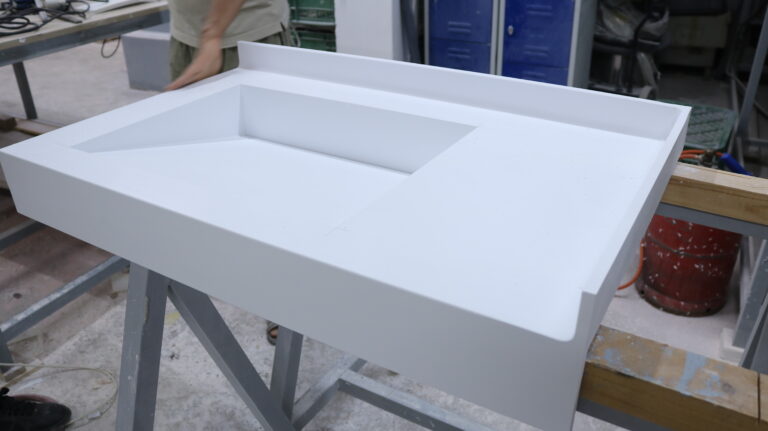 Vasques moderne en corian blanc – Design fonctionnel et finitions haut de gamme 1